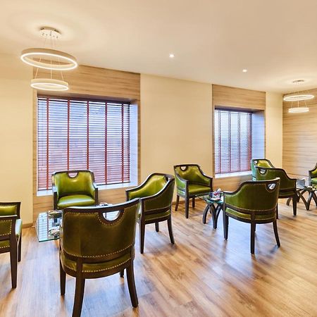 Hycinth Hotels Thiruvananthapuram Dış mekan fotoğraf