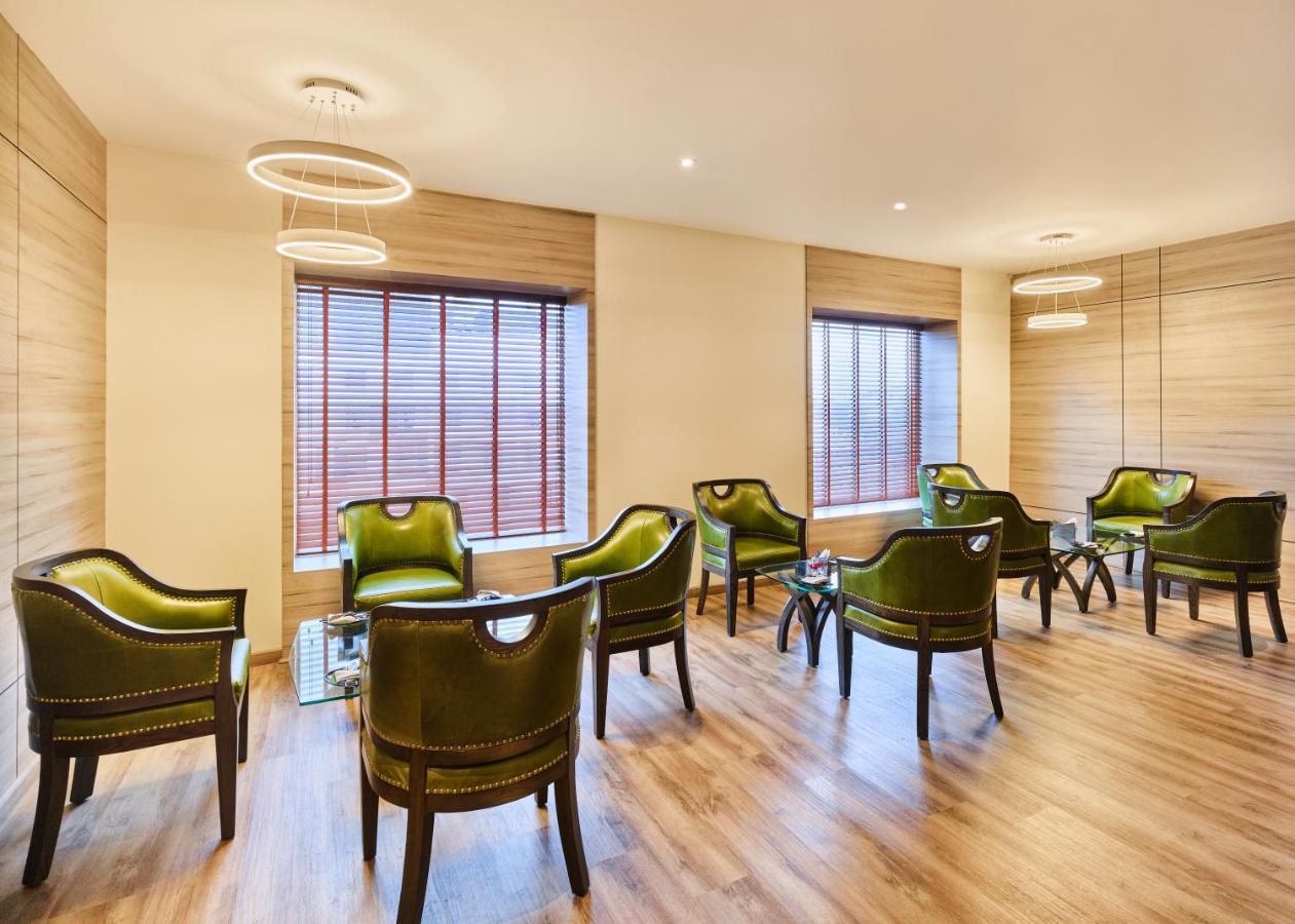 Hycinth Hotels Thiruvananthapuram Dış mekan fotoğraf