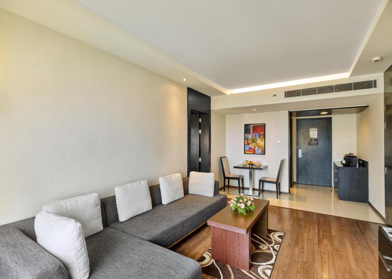 Hycinth Hotels Thiruvananthapuram Dış mekan fotoğraf