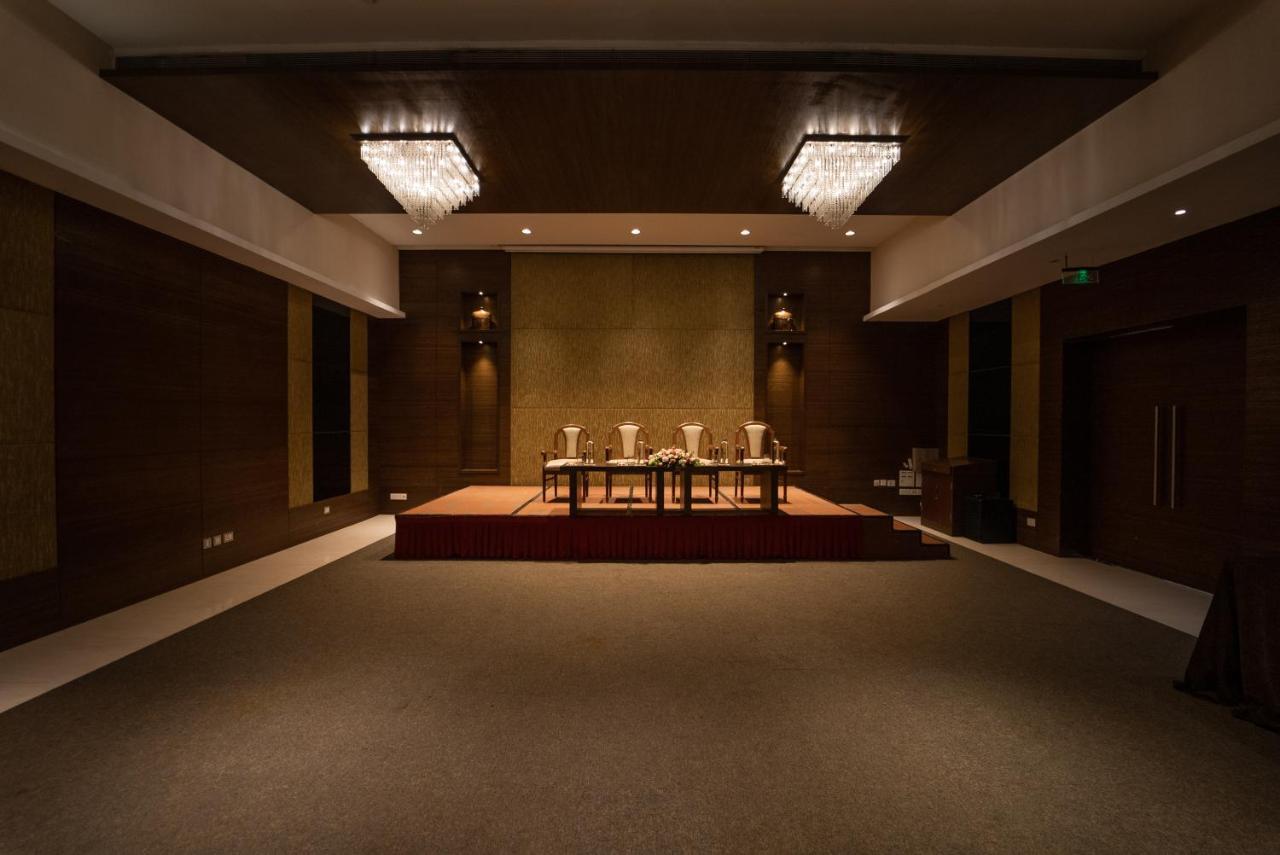 Hycinth Hotels Thiruvananthapuram Dış mekan fotoğraf