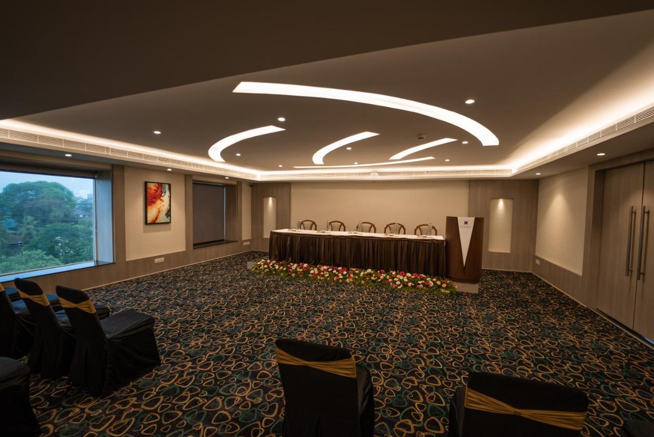 Hycinth Hotels Thiruvananthapuram Dış mekan fotoğraf