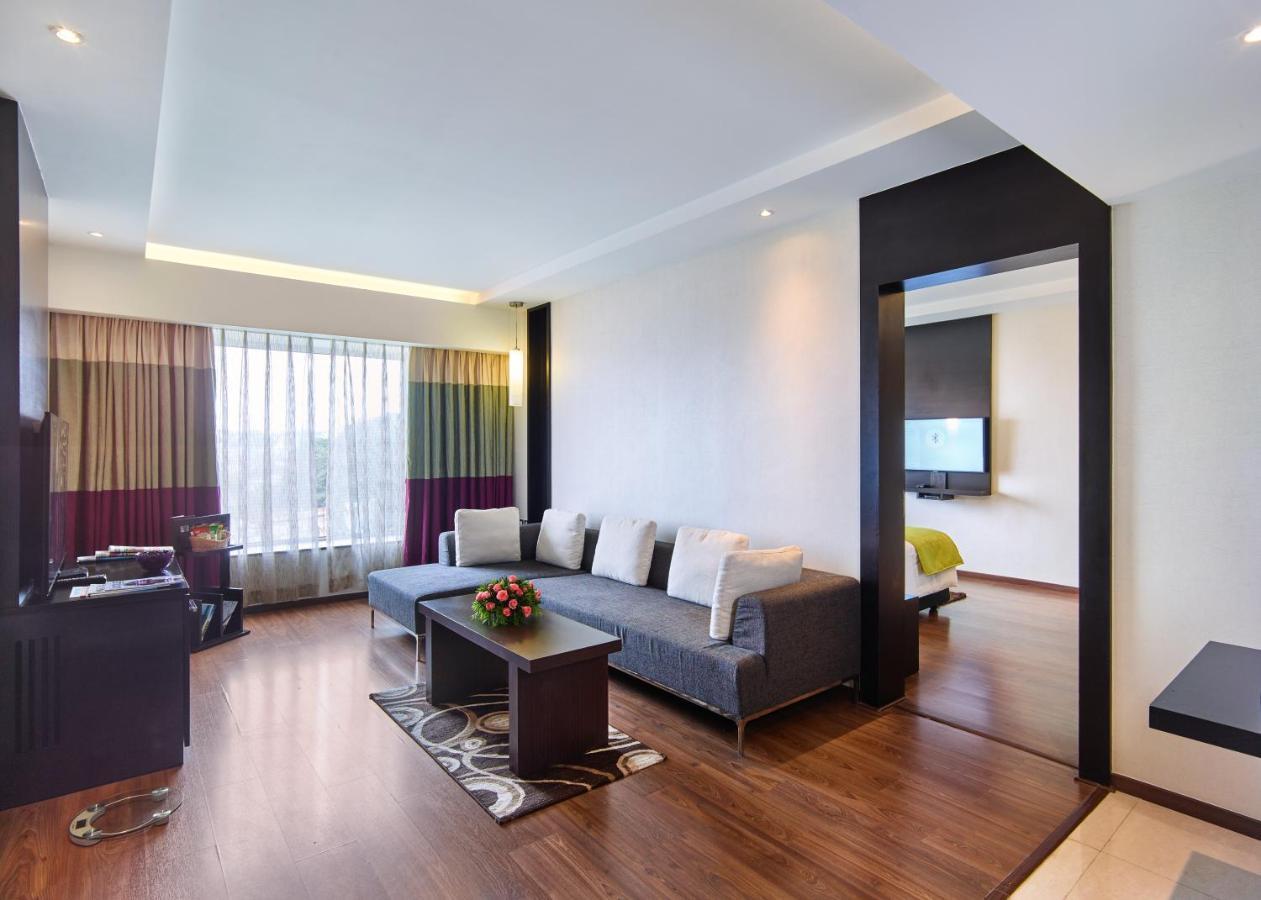 Hycinth Hotels Thiruvananthapuram Dış mekan fotoğraf