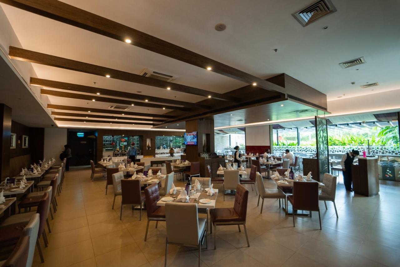 Hycinth Hotels Thiruvananthapuram Dış mekan fotoğraf