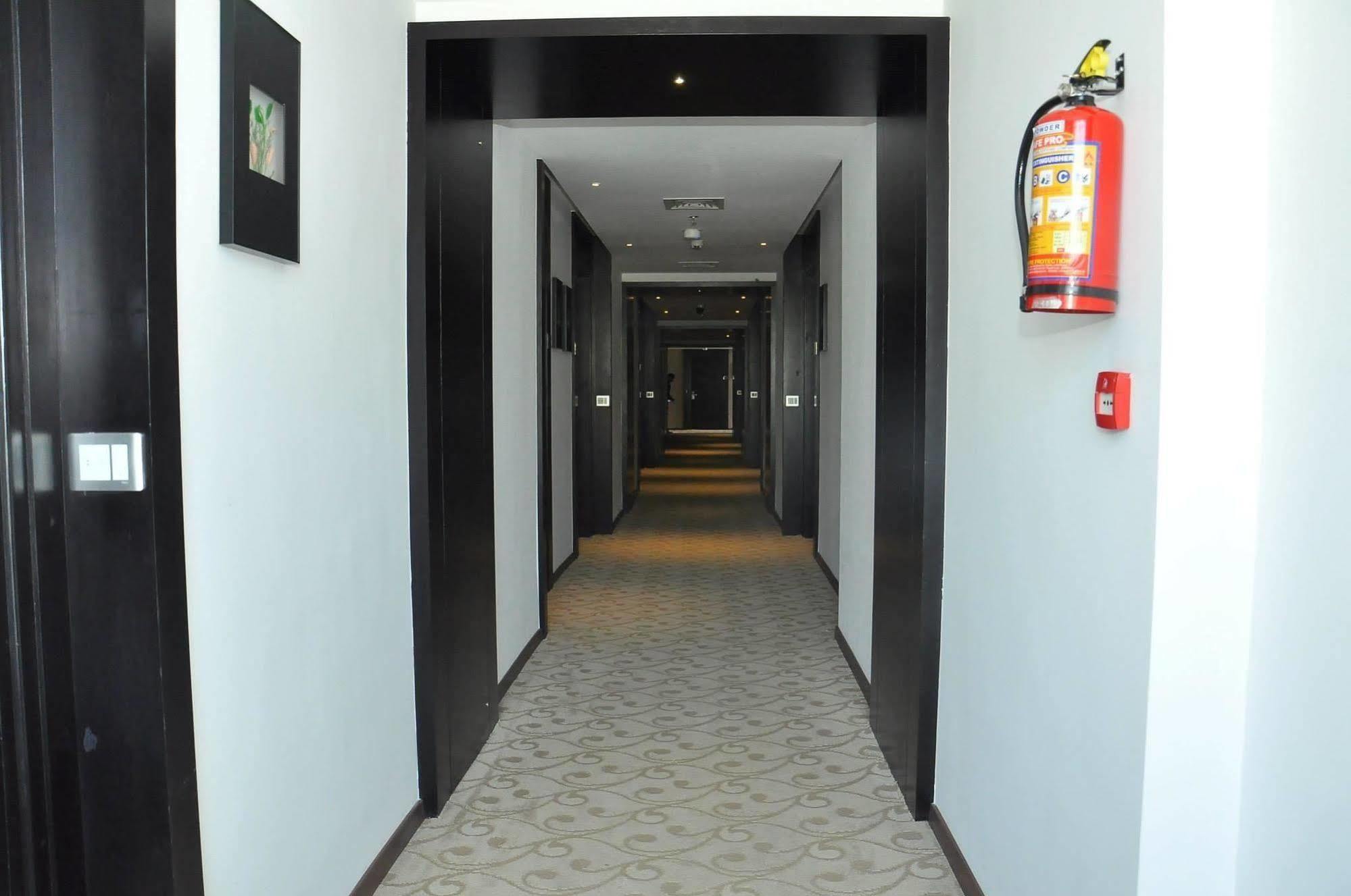 Hycinth Hotels Thiruvananthapuram Dış mekan fotoğraf